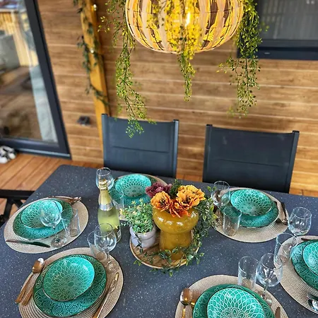 Mobile Orange * ビオグラード・ナ・モル